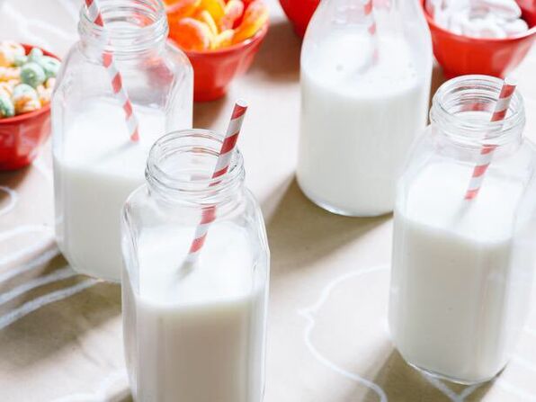 Cuatro vasos de kéfir durante el día un método suave para perder peso con una dieta de kéfir
