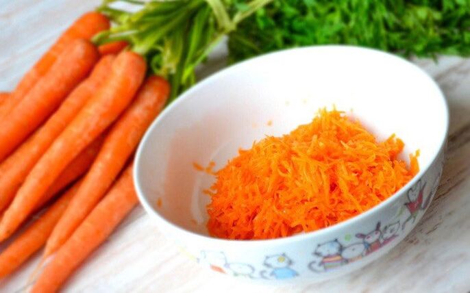 zanahorias ralladas para el desayuno de la dieta japonesa